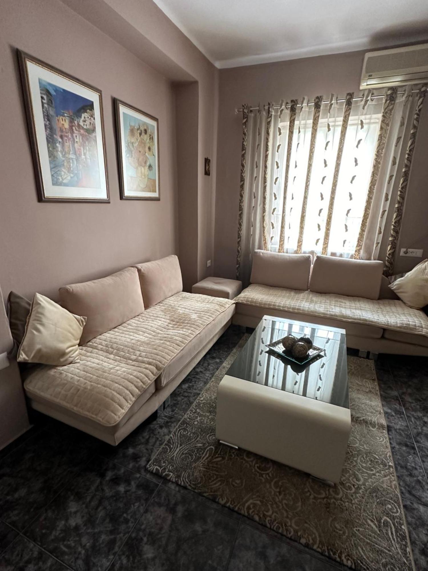 Midtown Cozy * Tirana
